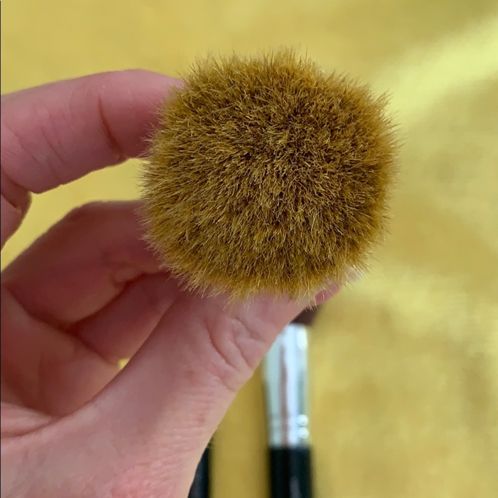 Bare escentuals makeup brushes - Picture 2 of 4